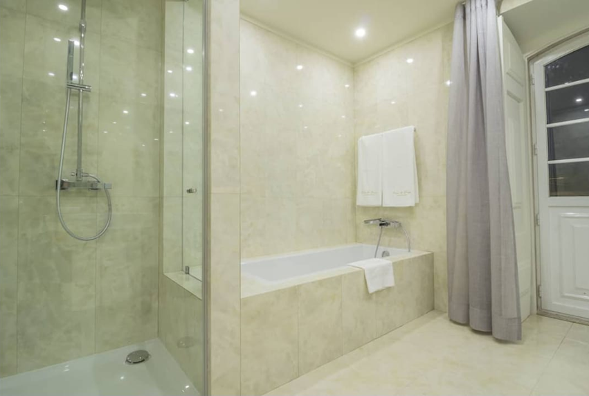 Hoteles en La Guardia