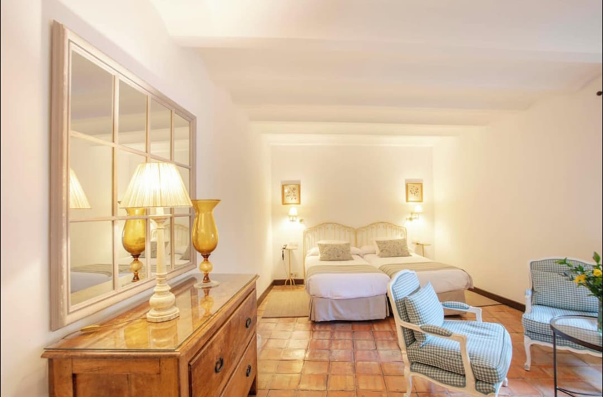 Hotel con jacuzzi en Warnes